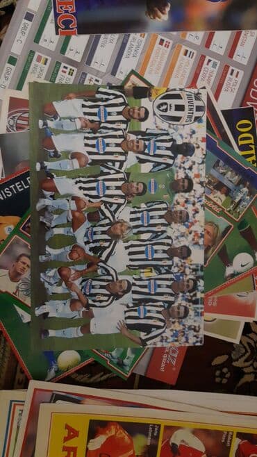 ustunde gerb olan qepik: İtaliya futbolu şəkilləri — 10