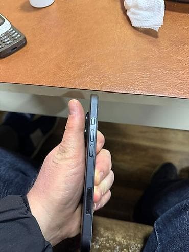 ayfon 7 s: IPhone 16, Qara, Face ID — 5