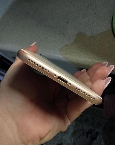 ayfon 7 ekran: IPhone 8 Plus, 64 ГБ, Золотой, Беспроводная зарядка — 2