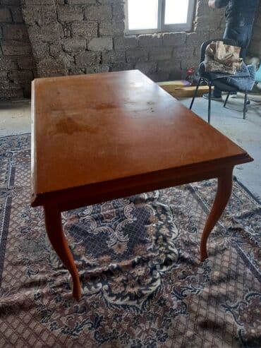 деревянный кухонный стол: Klassik masa, İşlənmiş, Açılmayan, Taxta, Dördbucaq masa — 1