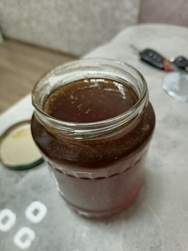 şəki halvası: Məhsul: Şüşə bankada təbii bal Təsvir: - Şəffaf şüşə banka, metal — 2