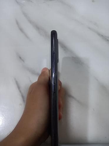 Samsung Galaxy A51, цвет - Черный, Отпечаток пальца — 6