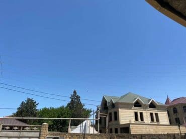 8 noyabr: 6 otaqlı, 300 kv. m, Təmirsiz — 2