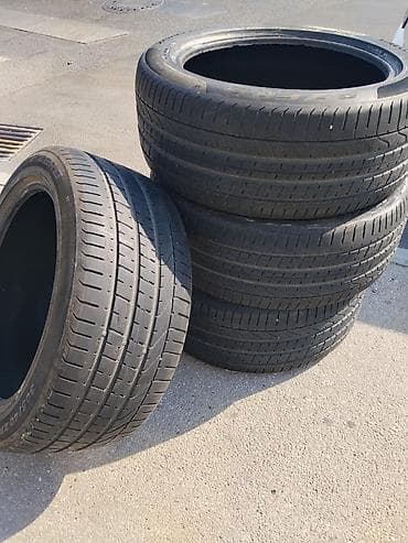 disk niva: İşlənmiş Şin Pirelli 305 / 40 / R 20 — 4
