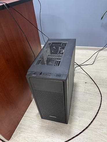 Masaüstü kompüterlər və komponentlər: 💻 Satılır: HP Desktop PC – İş, Dizayn və Oyun üçün Güclü Kompüter 🔹 — 4