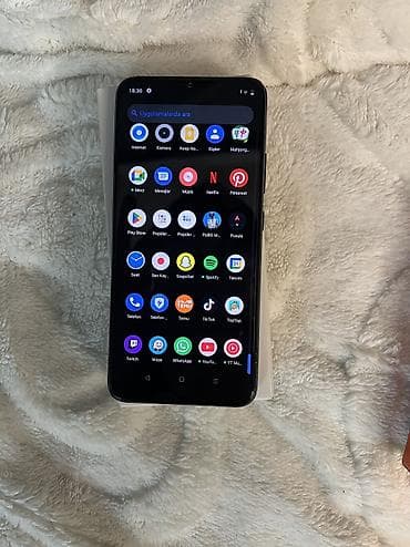 redmi note 15 pro: Realme C11 (2021), 32 GB, Barmaq izi, Face ID — 3