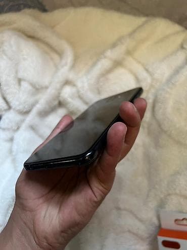s6 lite: Samsung Galaxy J6 Plus, rəng - Qara, Barmaq izi, Face ID — 9