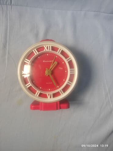 механические часы в баку: Yantar mexaniki stolüstü saat budulnikli təzə öz qutusunda istifadə — 3