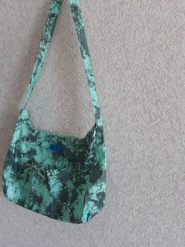 Свадебные платья и аксессуары: Canta. Cantanın içində cibi var. Üzündə də cibi var. Hündürlüyü 27 — 1