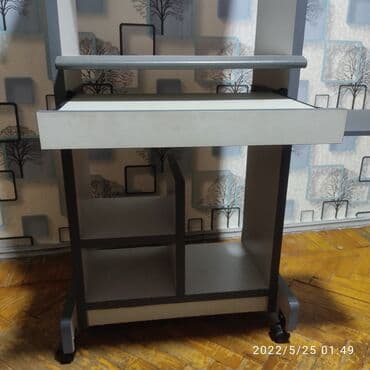 yazı masası qiyməti: İşlənmiş, Kvadrat masa — 4