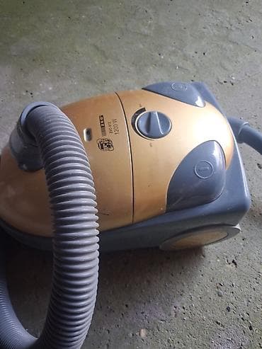 pilesos: ZELC markalı tozsoran satılır. Model: ZVC-812. Gücü 1200 W — 3