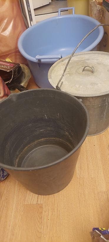 vanna satilir: Plastmas vannalar.vedrələr.çox az işlınib — 7