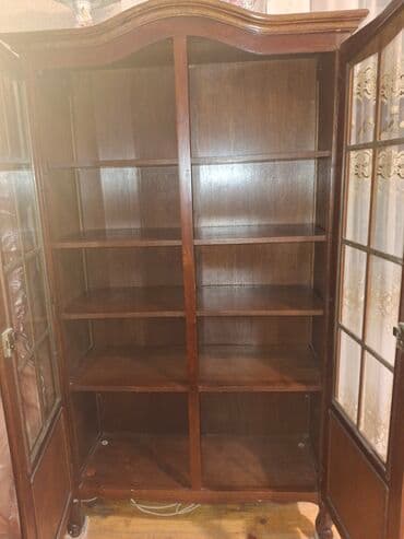 Manekenlər: Şüşəli dolab vitrini, İşlənmiş — 3