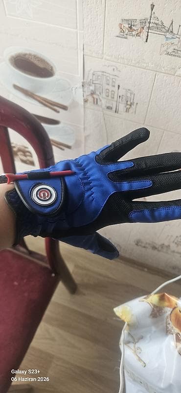 Əlcəklər: Məhsul: Chicago Cubs Blue Left Hand Golf Glove & Ball Marker Set — 5