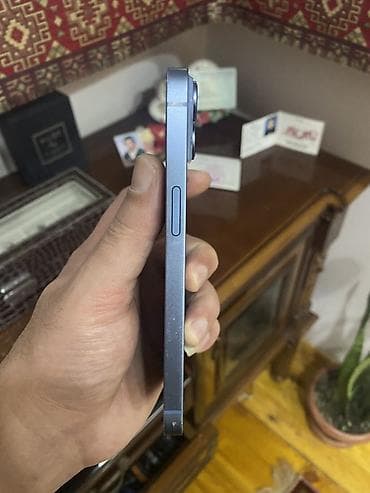 iphone 14 ağ: IPhone 14, Mavi, Face ID — 6