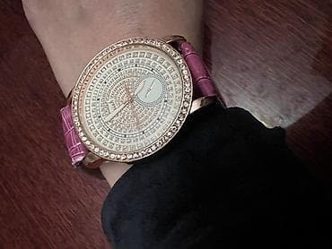 smart saat satisi: Zərif qadın qol saatı - Korpus: qızılı tonlarda metal, bezel hissəsi — 1