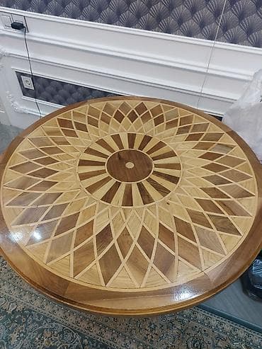 evde qal sekil: Əl işidi,bir neçə meşə ağacınnan yığılıb,iki hissəyə ayırmaq olur.Əla — 2