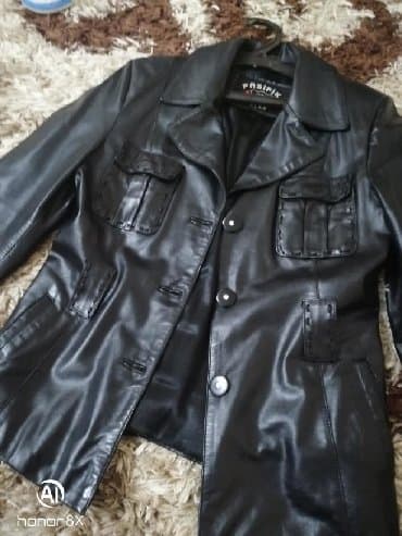 Təmiz Deri kuttka. 350 manata alinib. Az geyilib. İdeal