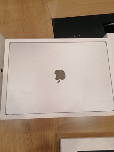 Lenovo: Б/у Apple MacBook, 15.6 ", Apple M3, 512 ГБ, Самовывоз — 1