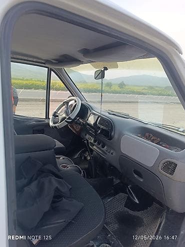 oka avtomobil: Ford Transit mikroavtobus - Korpus: ağ rəng, yan sürüşkən qapı - — 4