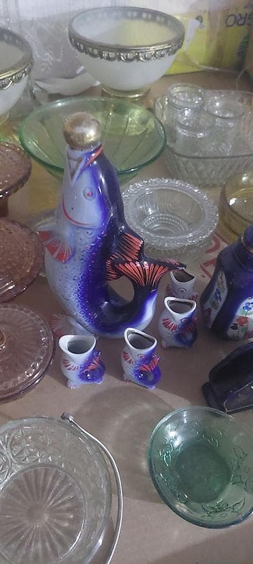 a herfi sekilleri: Porseleyn “balıq” formalı içki dəsti - Tərkib: 1 ədəd böyük qrafin və — 1