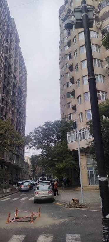 gunluk evler sumqayit: Nəsimi rayonunda (28 may metrosu və Nərimanov metrosu) inşa edilmiş 16 — 4