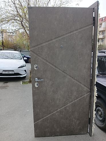 işlənmiş seyf qapi: Metall giriş qapısı - Material: möhkəm metal konstruksiya, polad — 2