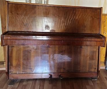 Piano, Rostov-Don, Akustik, İşlənmiş, Ünvandan götürmə