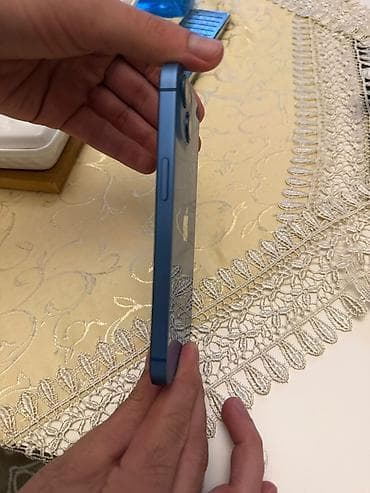 IPhone 13, Mavi — 2