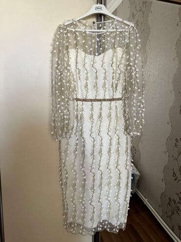 музыка на свадьбу: Красивое вечернее платье. Прекрасно подойдёт для торжества, свадеб — 1