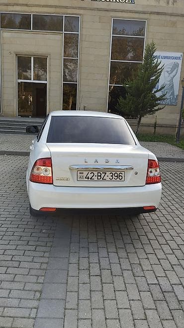 priora stop: VAZ (LADA) Priora: 1.6 l | 2017 il 143000 km Sedan — 7