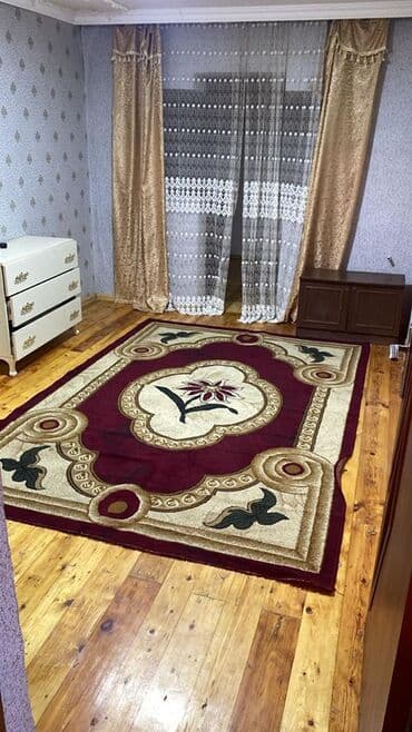 Bakıxanov Anaşkin Küçəsində 22 Nömrəli Marşrutun Tam 100 metrliyində