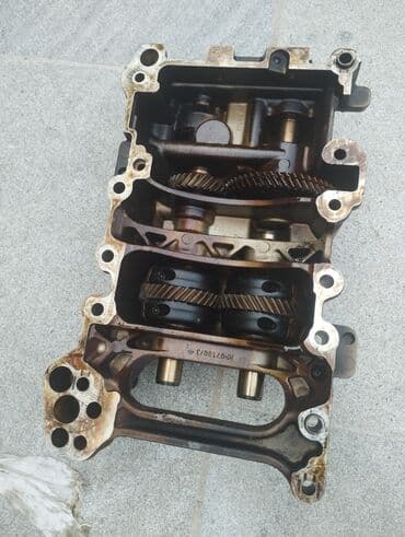 Termostatlar: Passat b6 Fsi ( sade muherrik) mühərriki üçün yağ pompası — 2