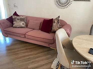 divanda: Pudra-çəhrayı rəngdə elegant 3 nəfərlik divan - Yumşaq məxməri/parça — 2