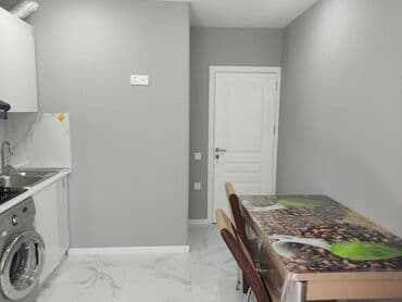 lokbatanda yeni tikilen binalar: Xətai rayonu,Əhmədli metrosu, Movida plazanın yanında . 9mərtəbəli — 5