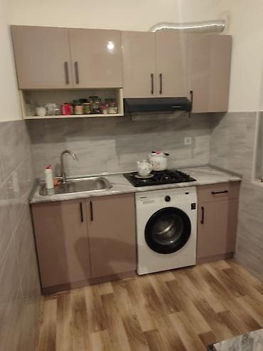 Salam 1 nəfər otaq yoldaşı lazımdı oğlan tələbə işləyən fərq etmir yaş — 5