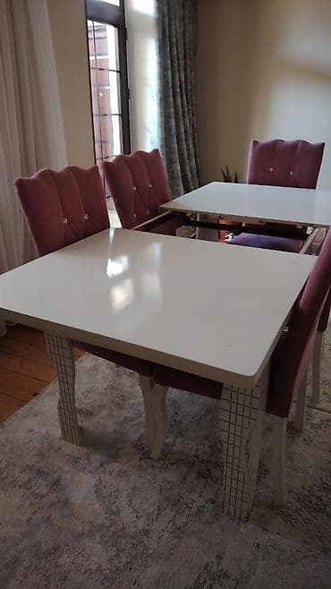 istolar: Qonaq otağı üçün, Açılan, Dördbucaq masa, 6 stul — 6