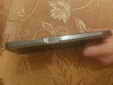 xiomi redmi 8: Redmi smartfon - Model: Redmi (arka qapaqda loqo qeyd olunub) - — 4