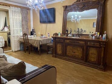 Bakı, 8-ci kilometr, 3 otaqlı, Köhnə tikili, m. Xalqlar Dostluğu, 54 kv. m — 3