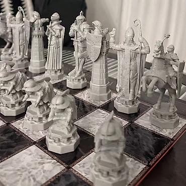 İdman formaları: Məhsul: Tematik şahmat dəsti – “Sehrbazlar/Orta əsr riddersi” — 1