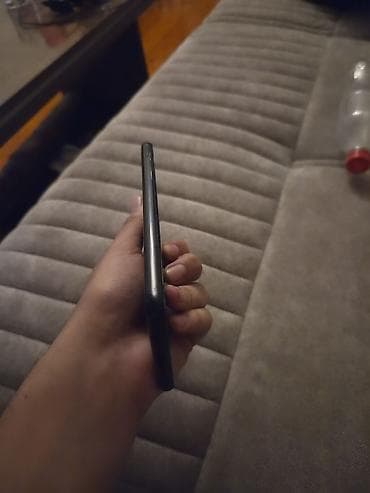 iphone 7 32: Samsung Galaxy A12, rəng - Qara, Qırıq — 7