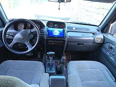 range rover 1999: Mitsubishi Pajero: 2.8 l | 1994 il Ofrouder/SUV — 2