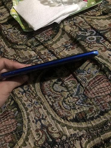 Redmi smartfon – mavi rəng - Arxa panel: teksturalı mavi korpus lalafo.az -da Redmi smartfon – mavi rəng - Arxa panel: teksturalı mavi korpus