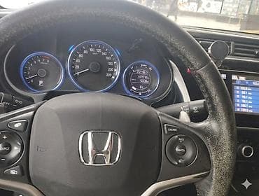 led panel: Honda City: 1.5 l | 2015 il Sedan — 10