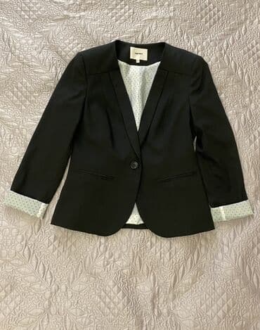 Qadın geyimləri dəsti 1) Qara bleizer - Marka: Koton - Yaxası