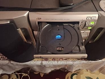 Audio: JVC mini Hi-Fi musiqi mərkəzi + 2 akustik sütun Xüsusiyyətlər: - JVC — 6