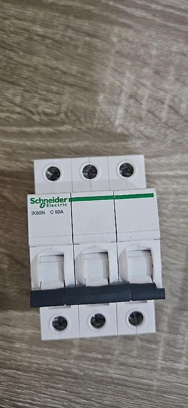 schneider: Schneider Electric Elektrik avtomat, 3 faza — 1