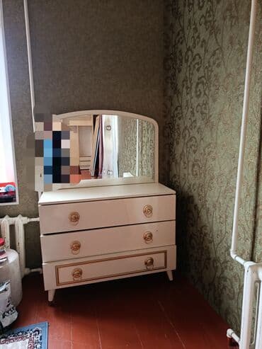 Lincoln: Ikinci əl mebellər satılır isdəyənlər 0773145971 nömrəsi ilə əlaqə — 2