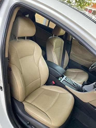 tank pro: Hyundai Sonata: 2.4 l | 2010 il Sedan — 9