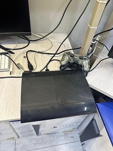 Sony PlayStation 3 Super Slim oyun konsolu Ici doludu oyunlalarla